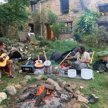 De La Bastide - Cabania Pays Cathare Bed & Breakfast *