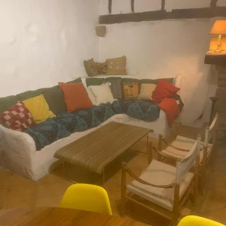 De La Bastide - Cabania Pays Cathare Bed & Breakfast Camps-sur-l'Agly